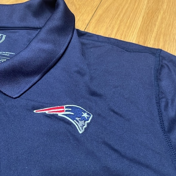 UTS men’s New England patriots short sleeve polo size xlarge. - Picture 7 of 8